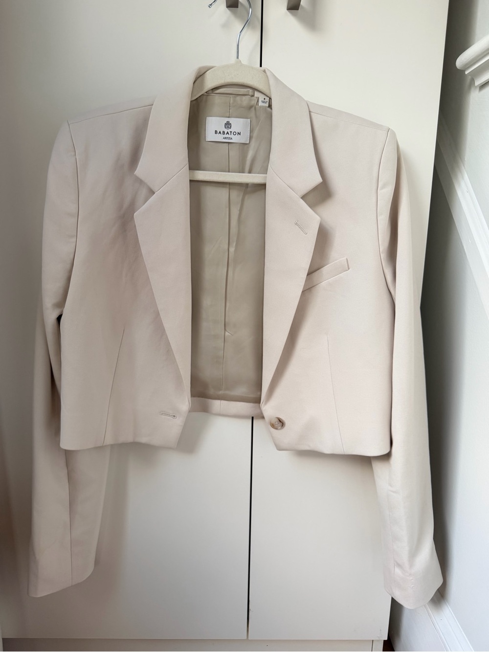 Babaton Soft Cream Cropped Blazer